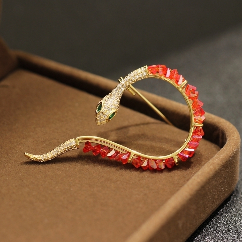 VQ Snake Brooch - Picture 2 of 4